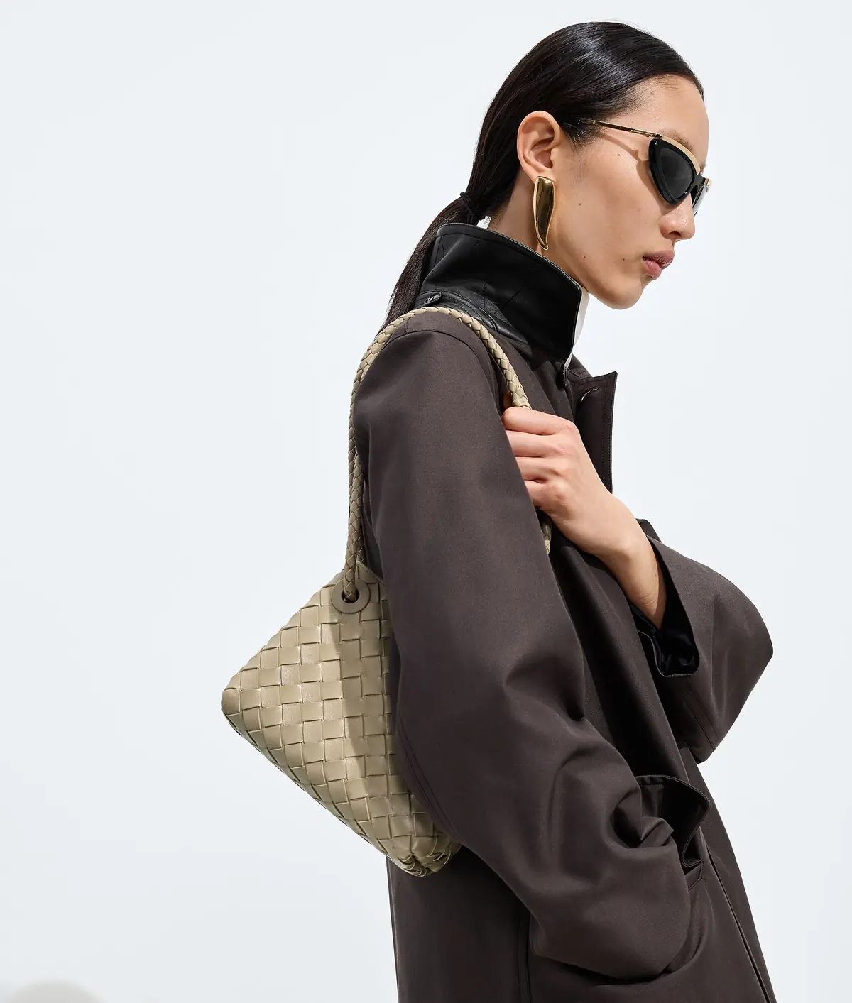 Bottega Veneta Style Bag Lookbook Reference image 4