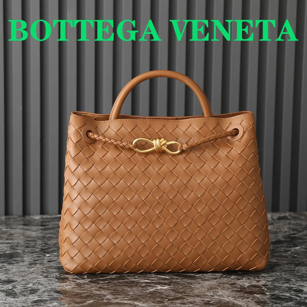 Bottega Veneta Style Beige Leather Bag Lookbook Reference image 1