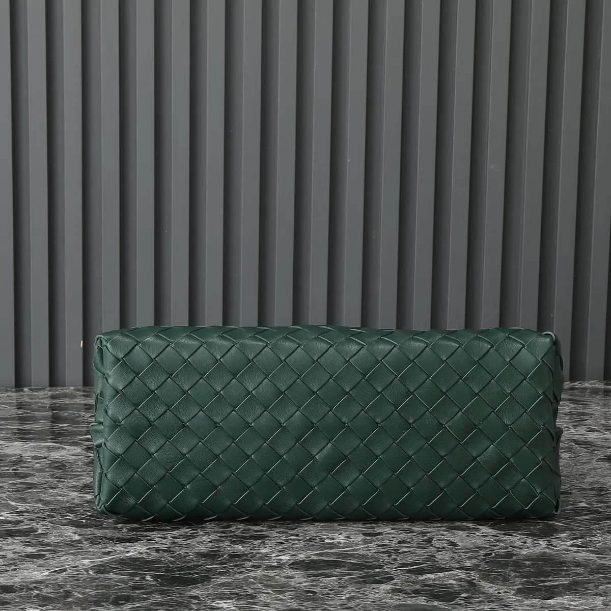 Bottega Veneta Style Beige Leather Bag Lookbook Reference image 5