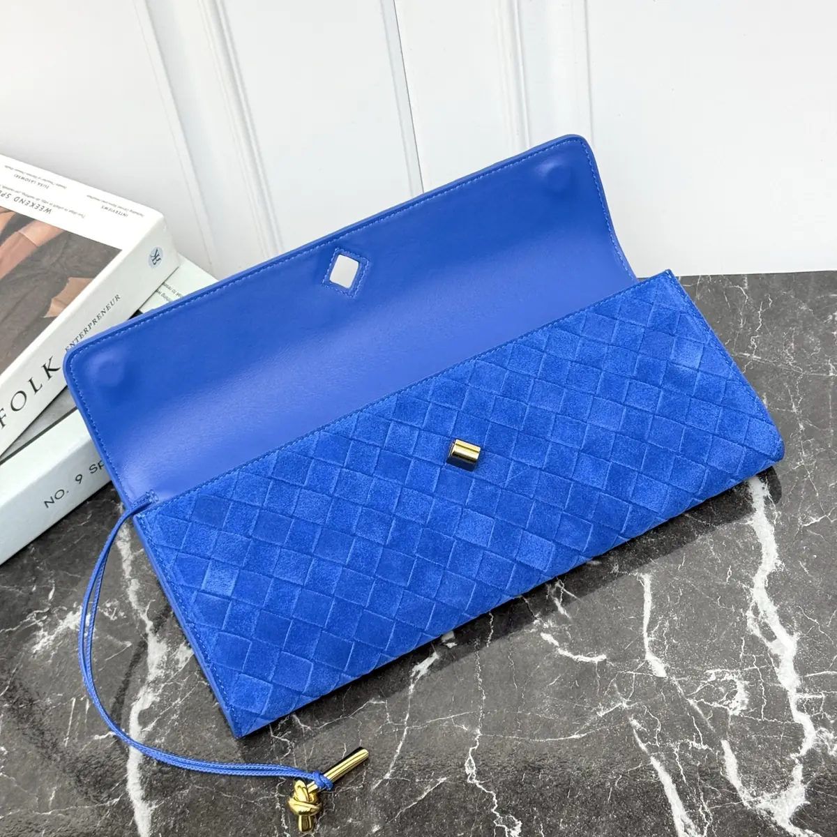 Bottega Veneta Style Blue Leather Top Handle Bag Lookbook Reference image 5