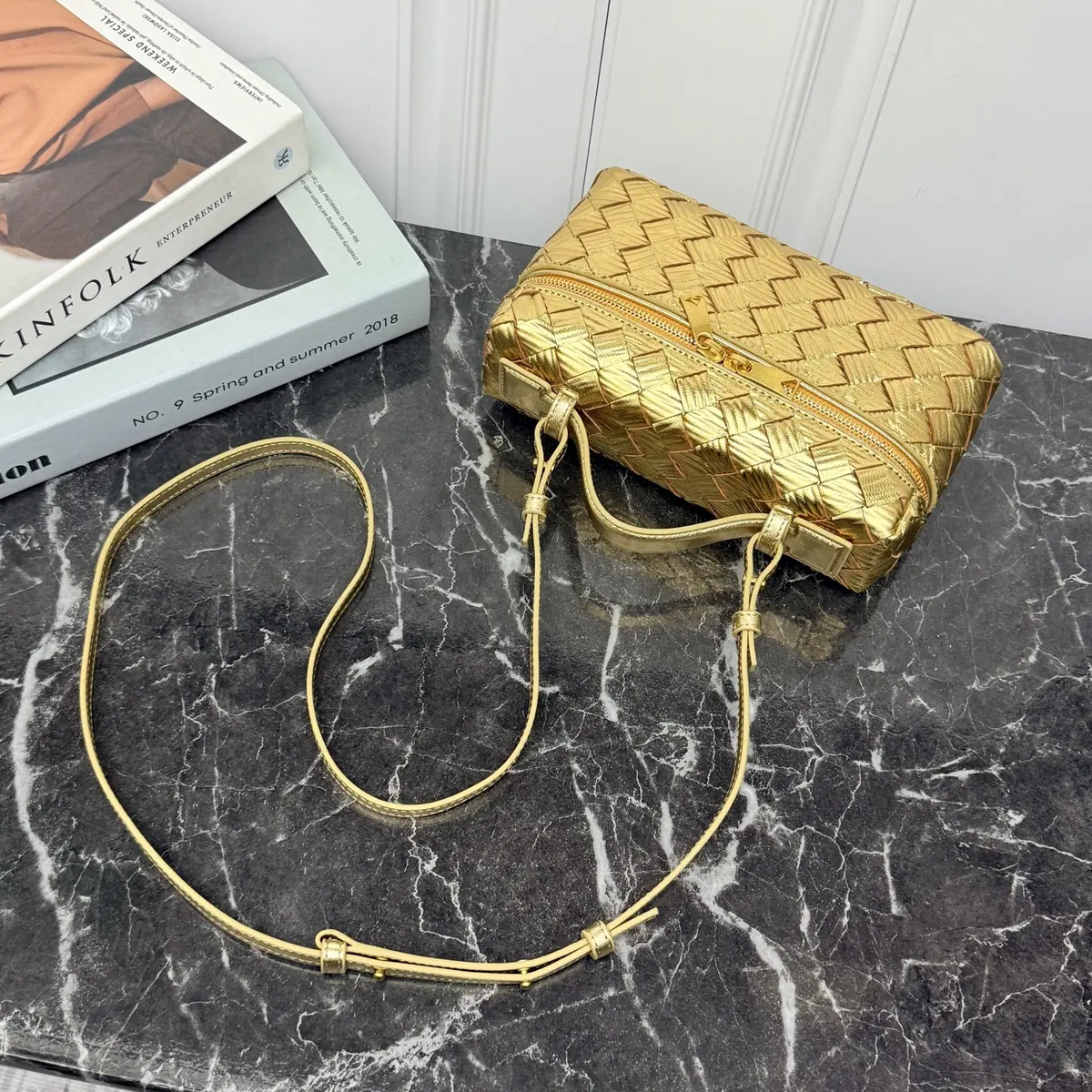 Bottega Veneta Style Crossbody Bag Lookbook Reference image 4