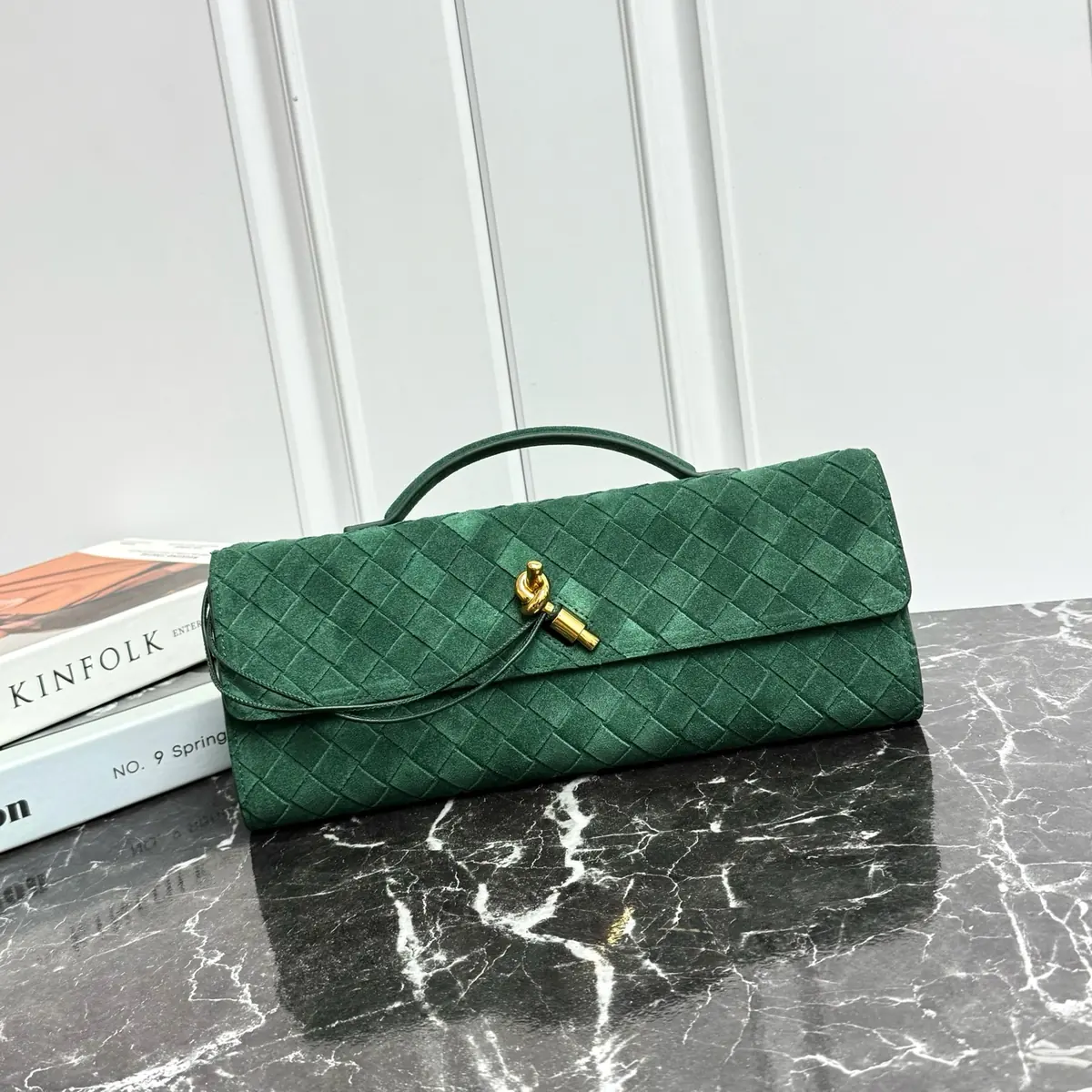 Bottega Veneta Style Green Leather Top Handle Bag Lookbook Reference image 1