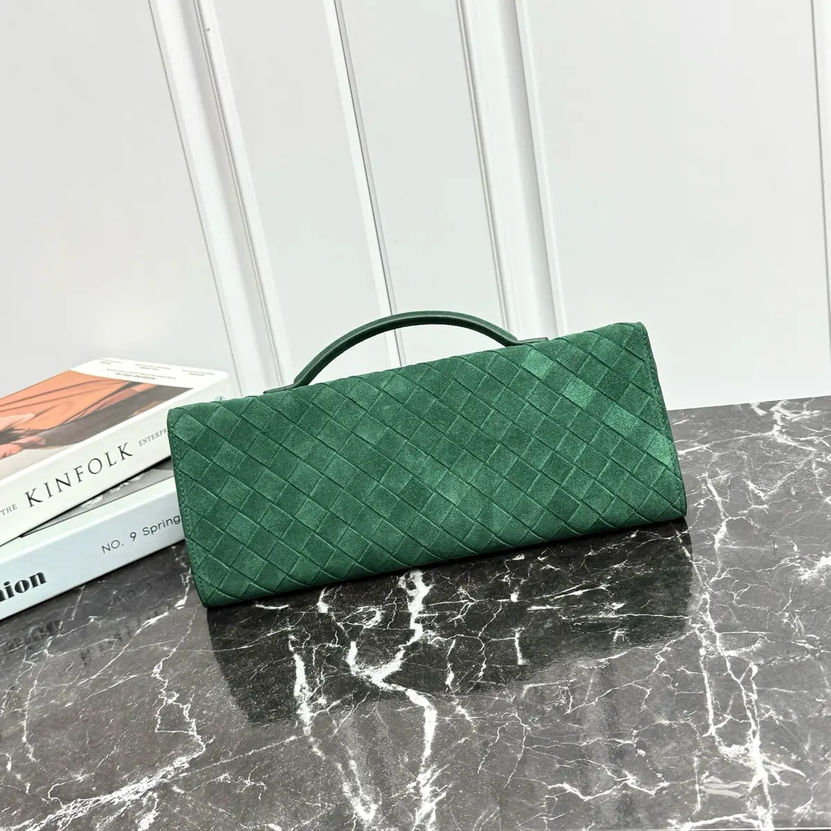 Bottega Veneta Style Green Leather Top Handle Bag Lookbook Reference image 2