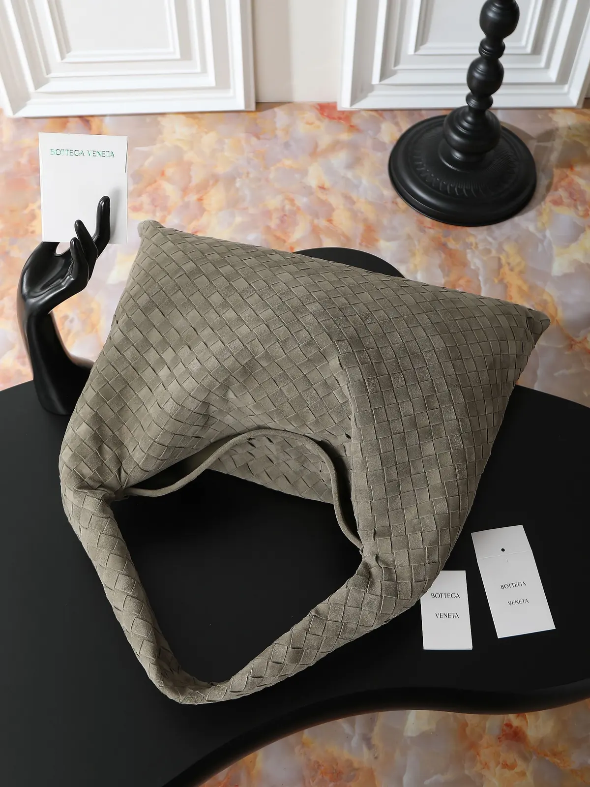 Bottega Veneta Style Leather Bag Lookbook Reference image 5