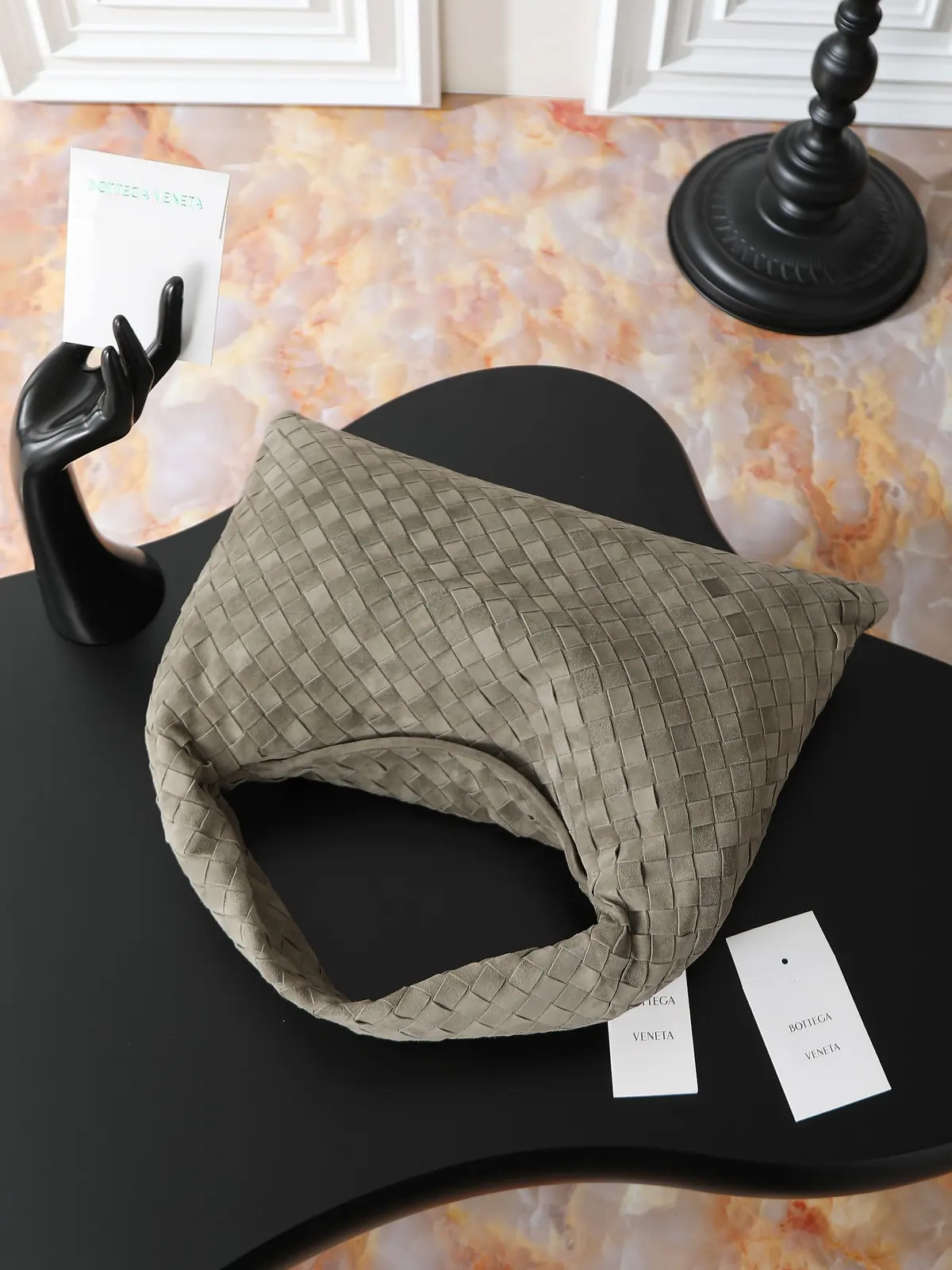 Bottega Veneta Style Leather Bag Lookbook Reference image 5