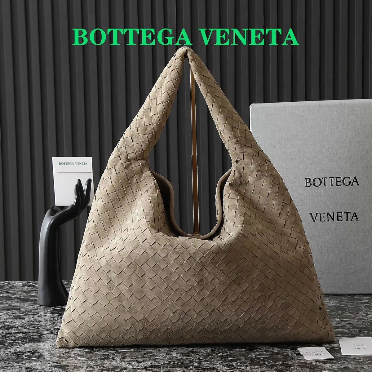 Bottega Veneta Style Leather Bag Lookbook Reference image 1