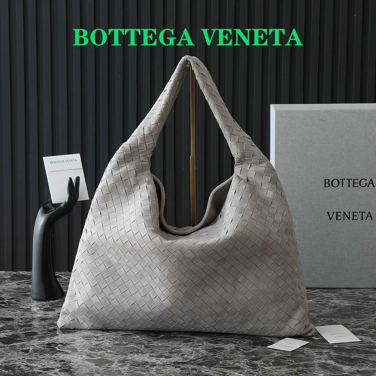 Bottega Veneta Style Leather Bag Lookbook Reference image 1