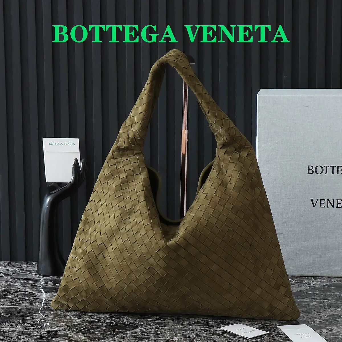 Bottega Veneta Style Leather Bag Lookbook Reference image 1