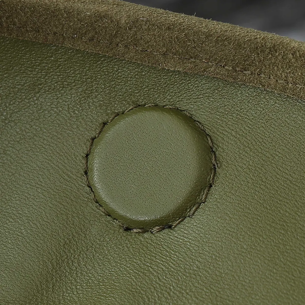 Bottega Veneta Style Leather Bag Lookbook Reference image 6