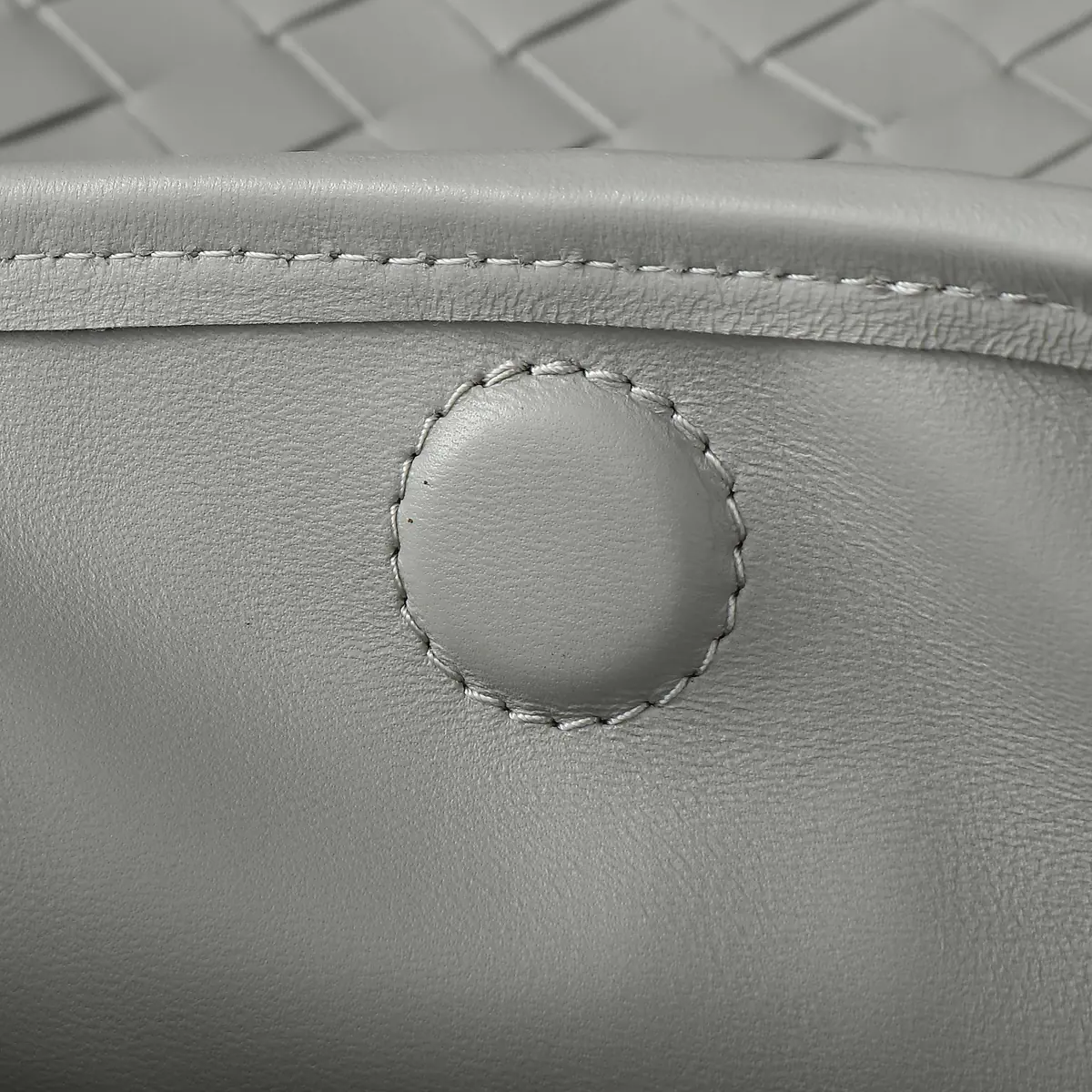 Bottega Veneta Style Leather Bag Lookbook Reference image 6