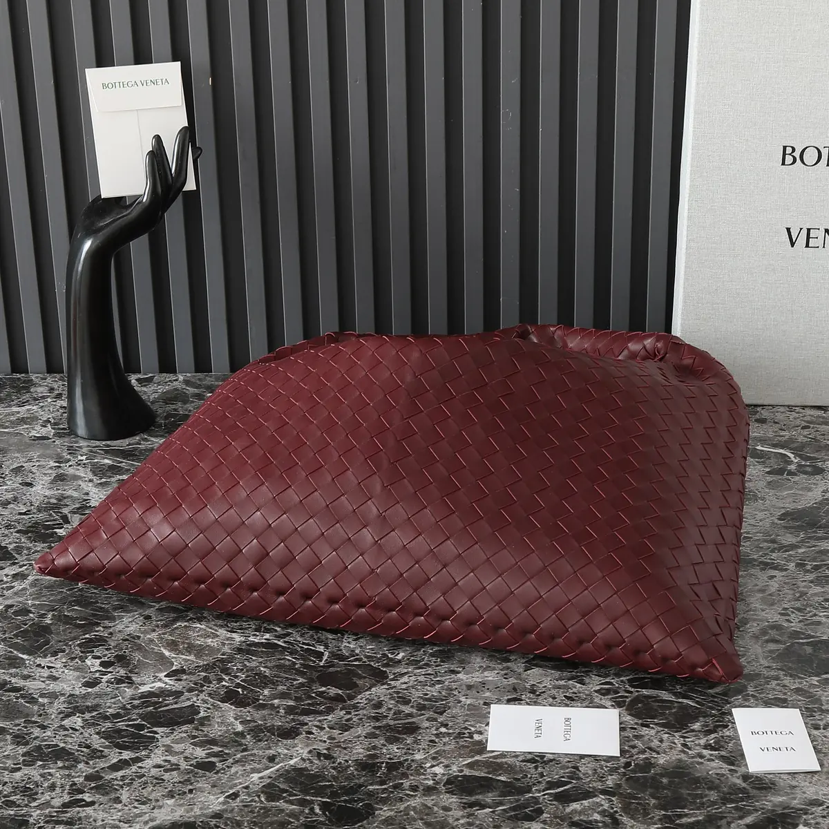 Bottega Veneta Style Leather Bag Lookbook Reference image 4