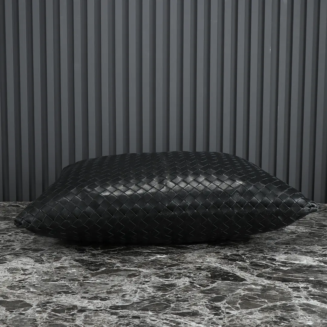 Bottega Veneta Style Leather Bag Lookbook Reference image 5