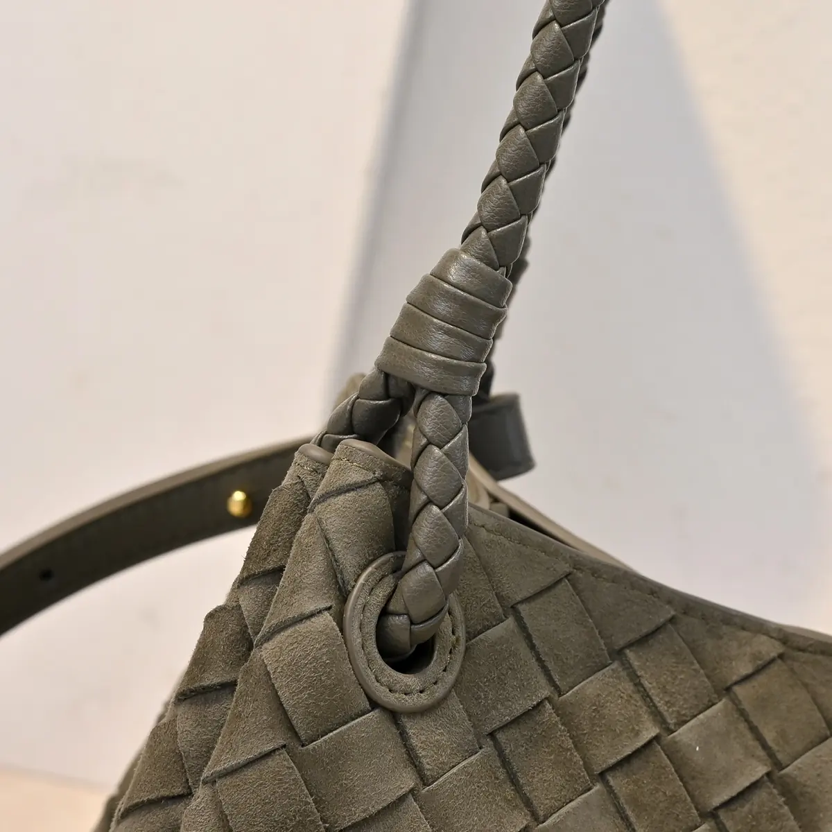 Bottega Veneta Style Leather Bag Lookbook Reference image 5