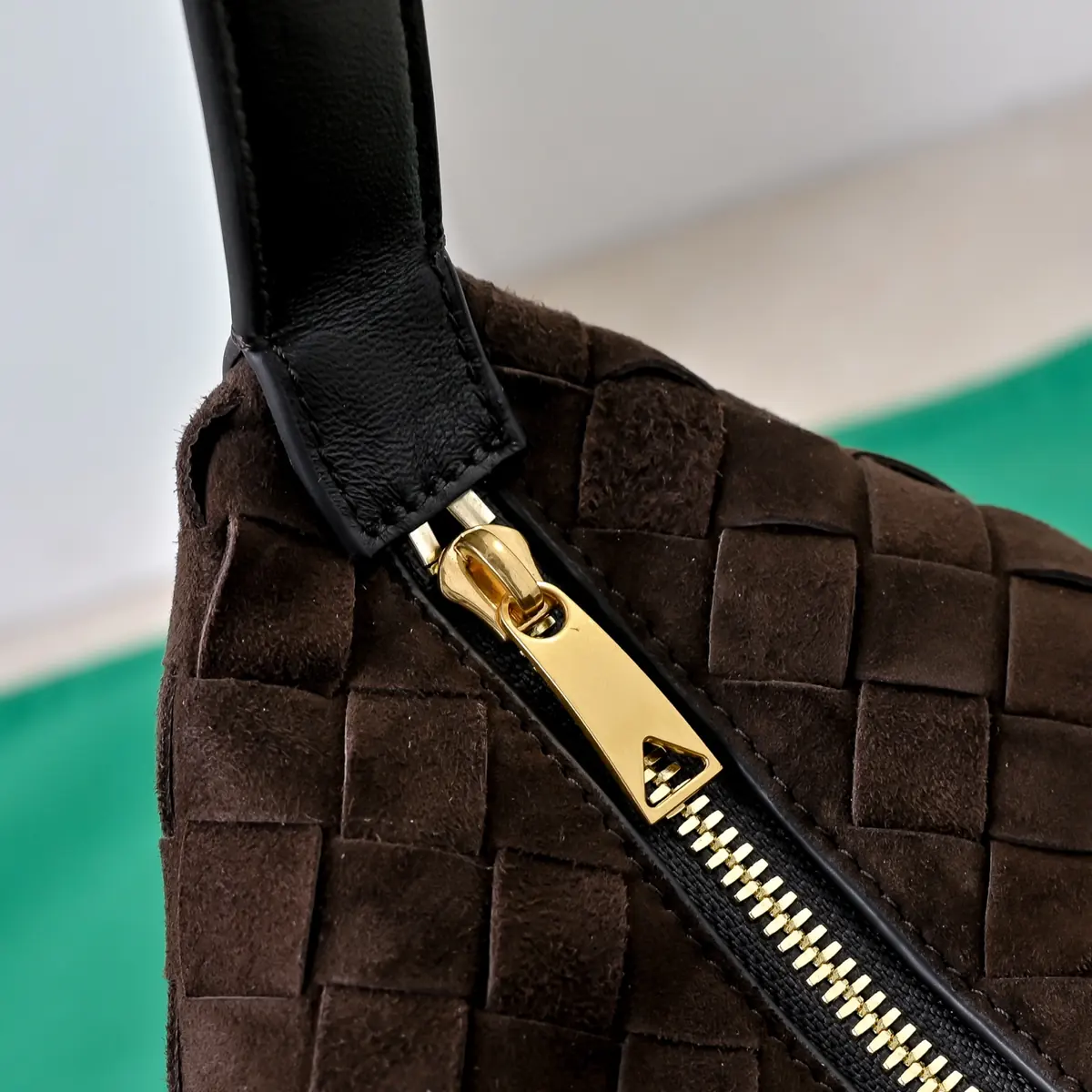 Bottega Veneta Style Leather Bag Lookbook Reference image 5