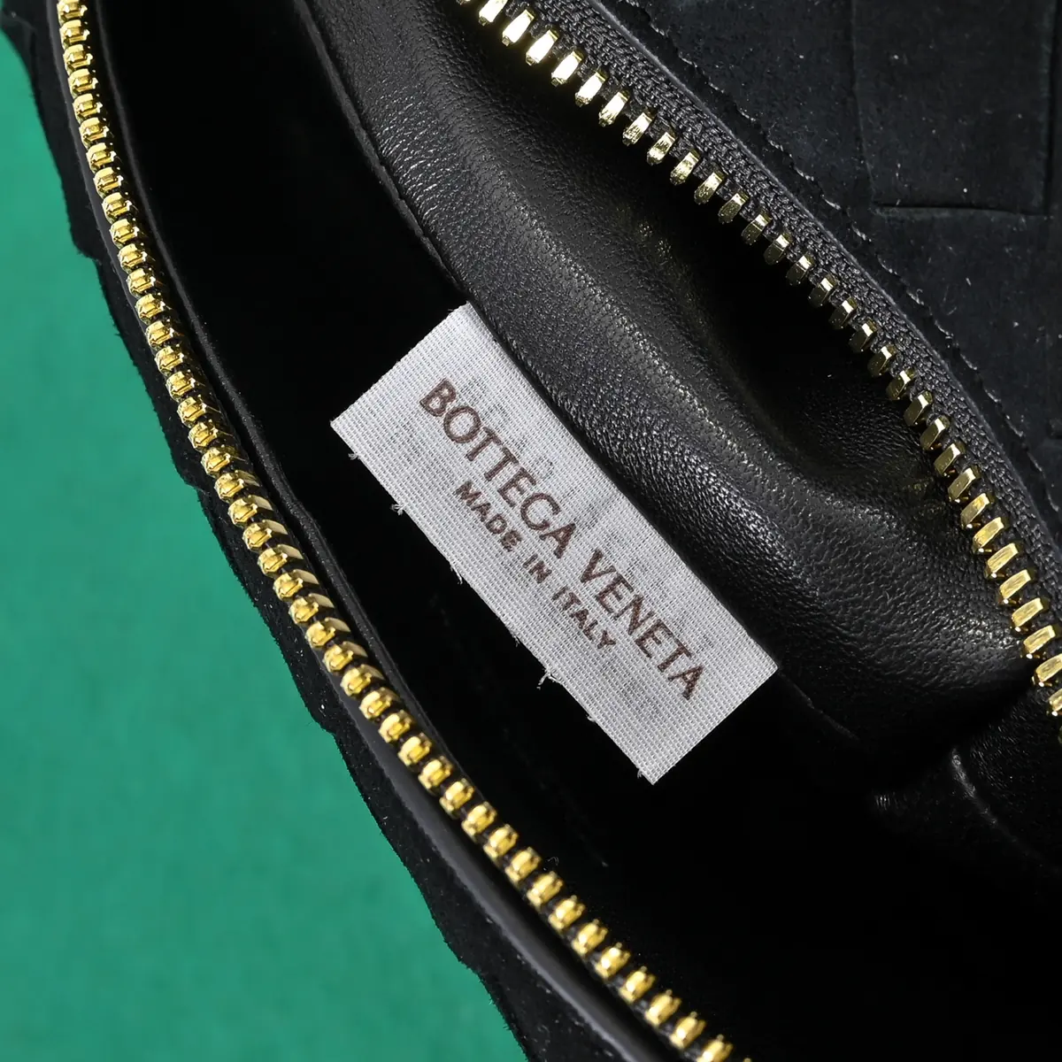 Bottega Veneta Style Leather Bag Lookbook Reference image 6