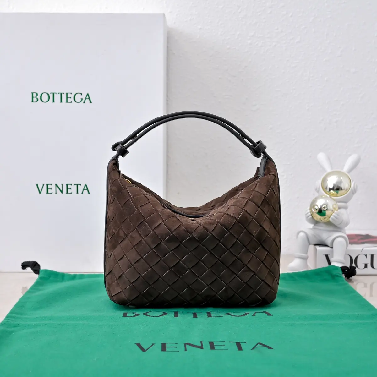 Bottega Veneta Style Leather Bags Lookbook Reference image 1
