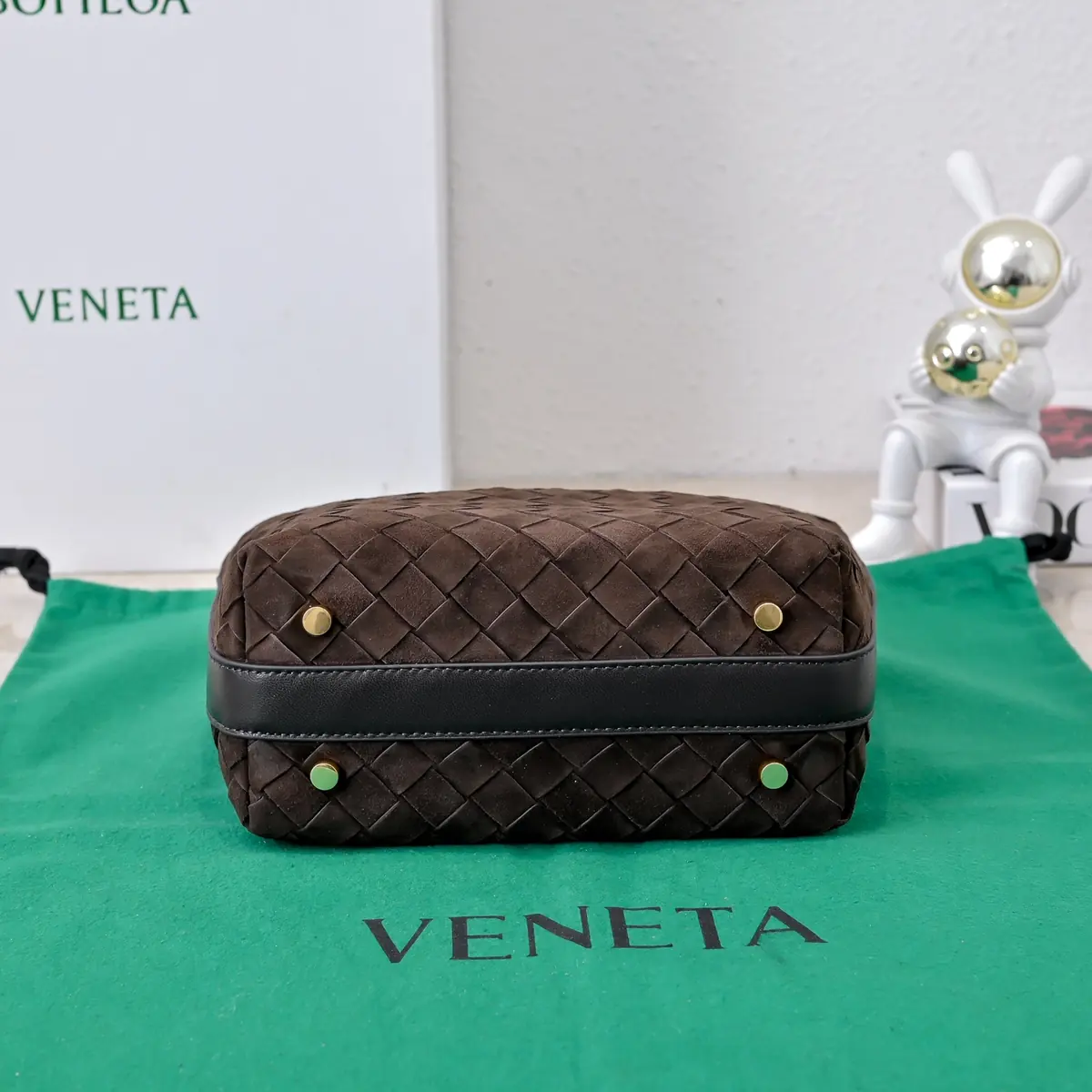 Bottega Veneta Style Leather Bags Lookbook Reference image 4