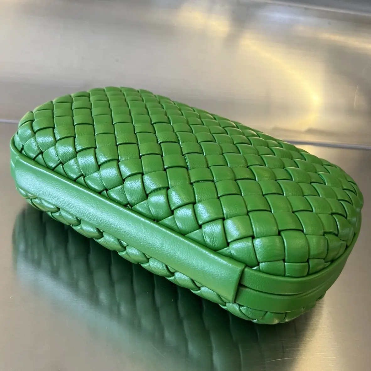 Bottega Veneta Style Leather Clutch Lookbook Reference image 3