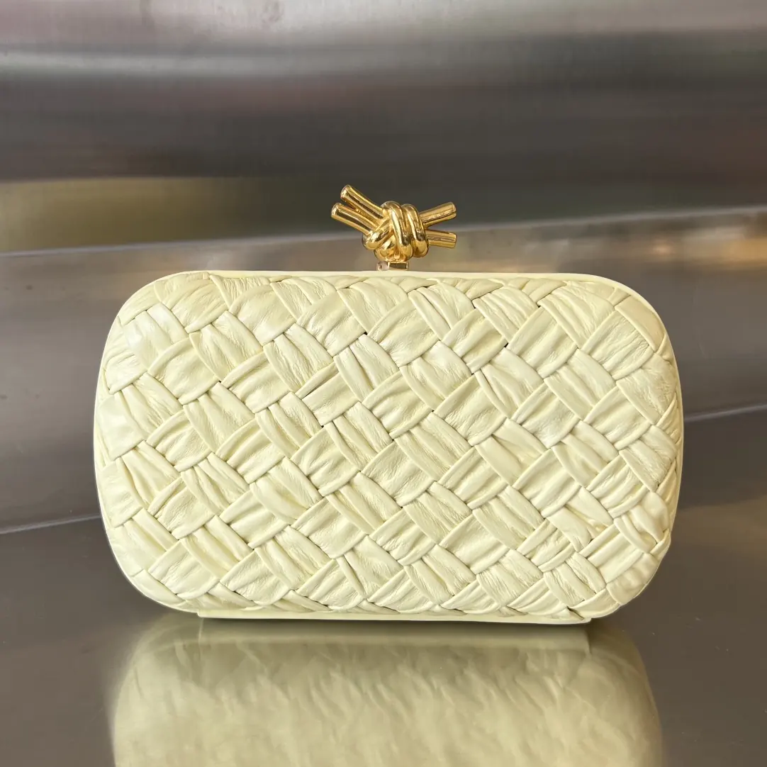 Bottega Veneta Style Leather Clutch Lookbook Reference image 1