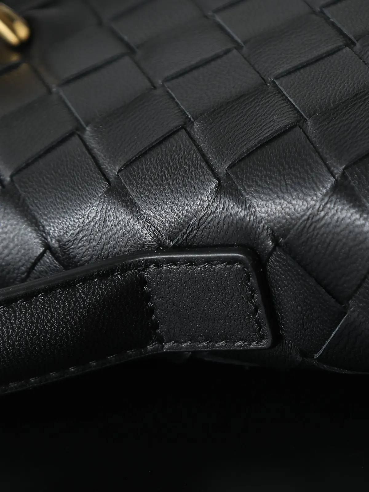 Bottega Veneta Style Leather Top Handle Bag Lookbook Reference image 6