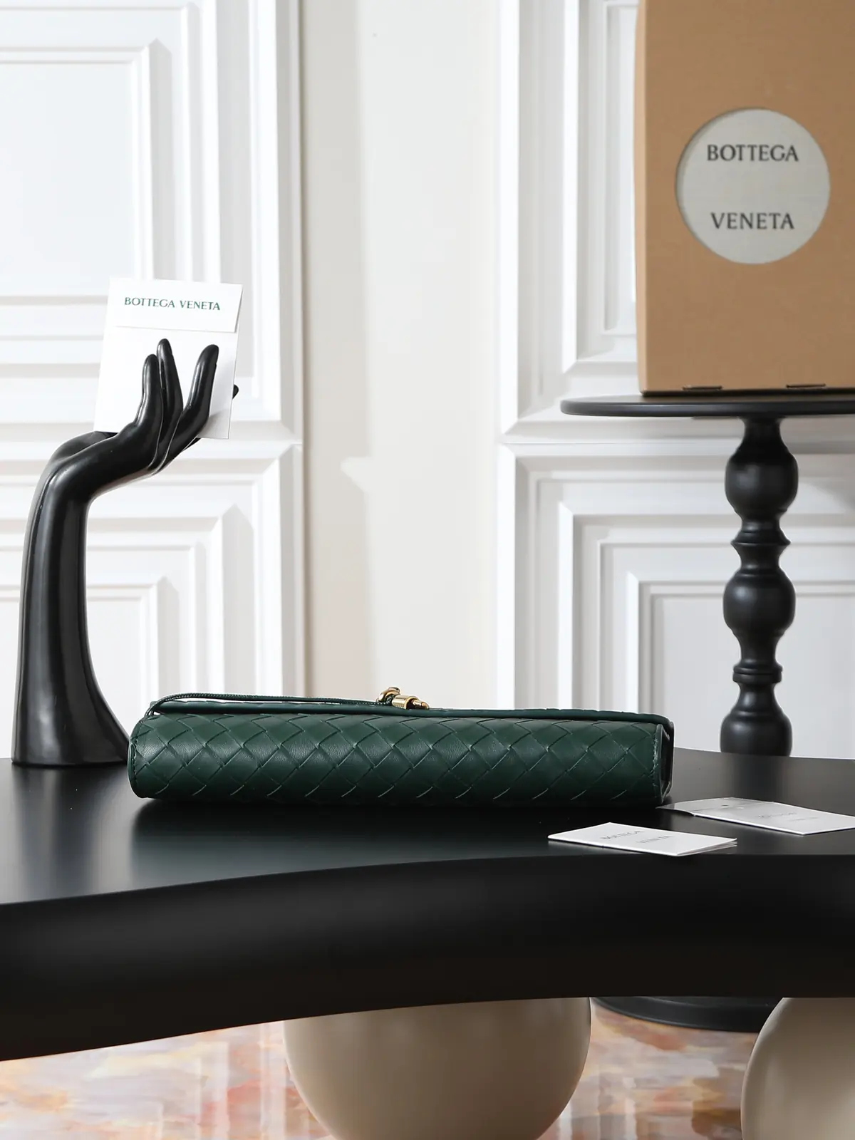 Bottega Veneta Style Leather Top Handle Bag Lookbook Reference image 3