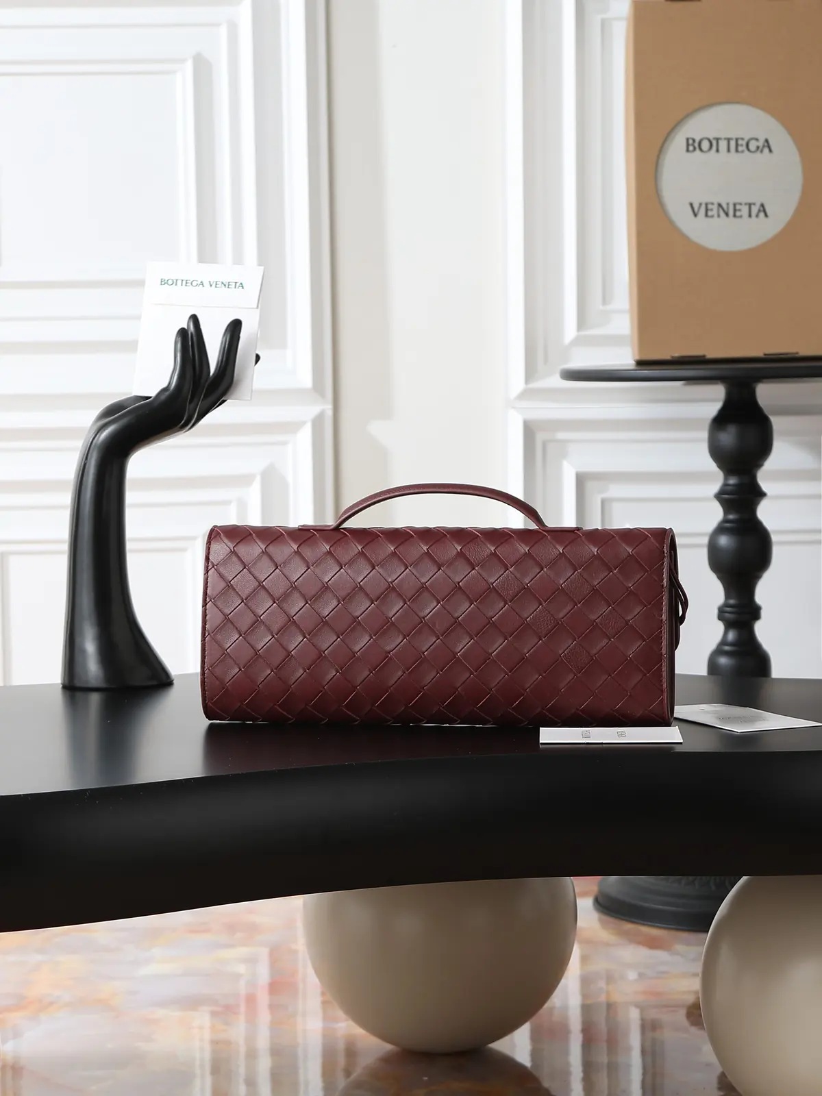 Bottega Veneta Style Leather Top Handle Bag Lookbook Reference image 2
