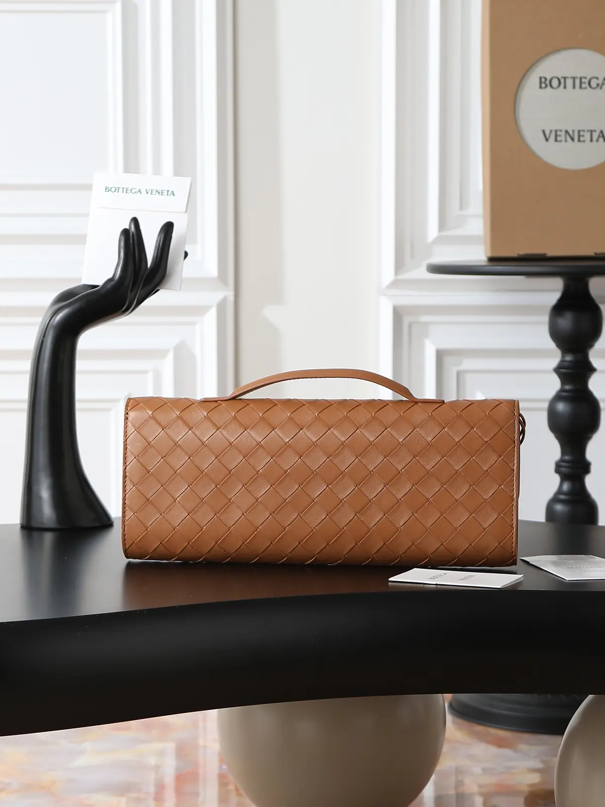 Bottega Veneta Style Leather Top Handle Bag Lookbook Reference image 2