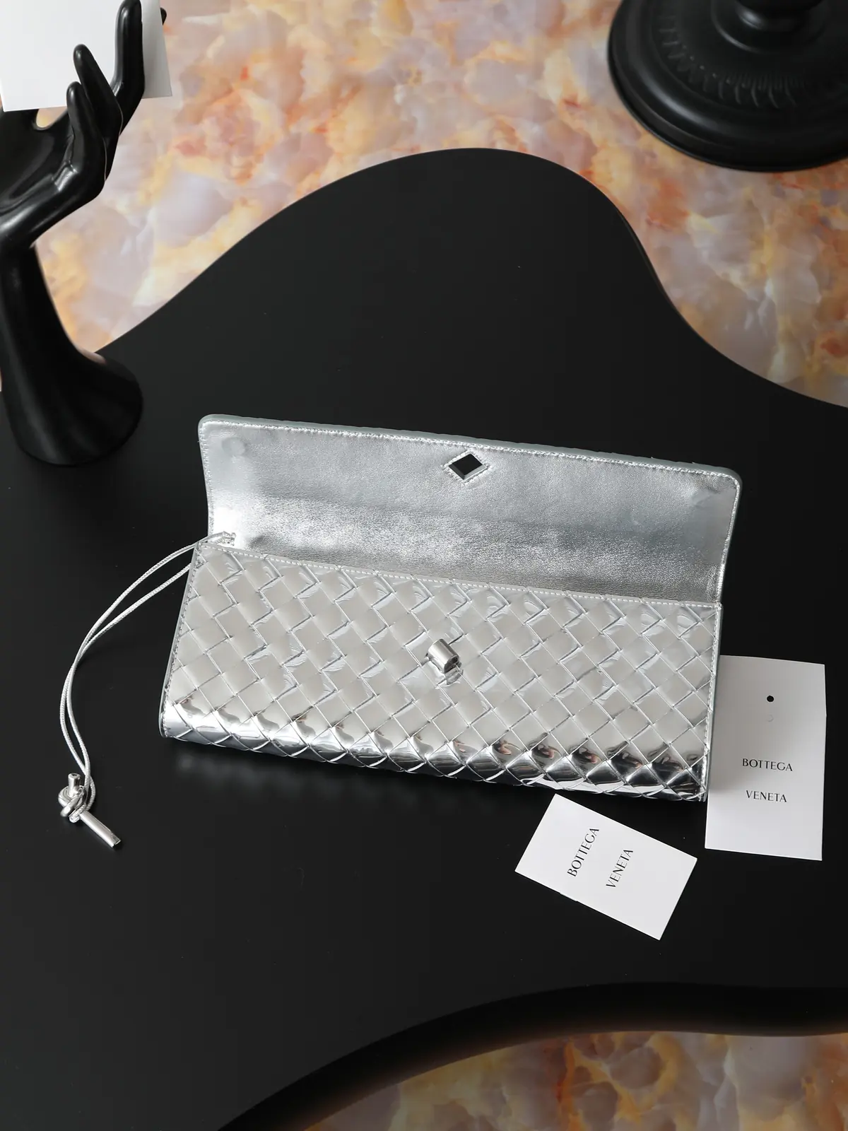 Bottega Veneta Style Leather Top Handle Bag Lookbook Reference image 5