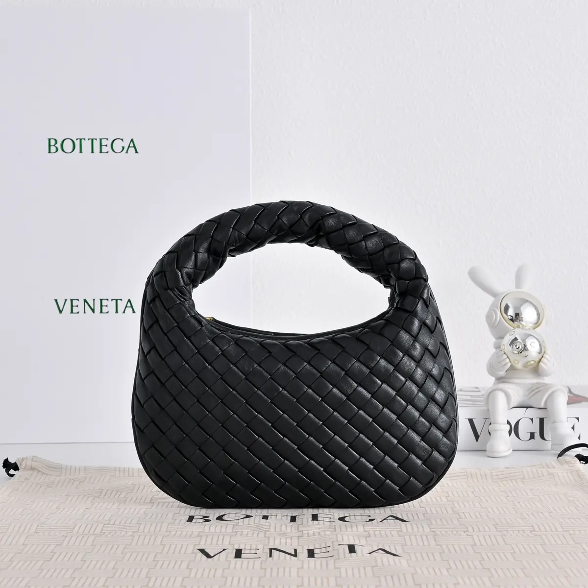 Bottega Veneta Style Pink Leather Wallet Lookbook Reference image 1