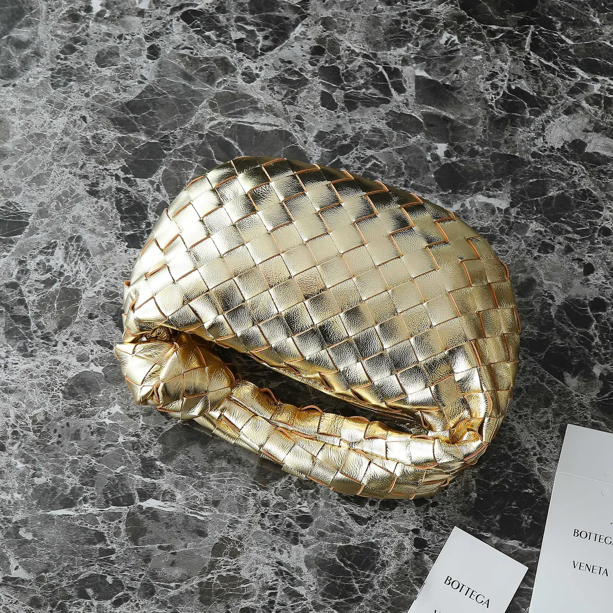 Bottega Veneta Style Red Leather Hobo Bag Lookbook Reference image 3