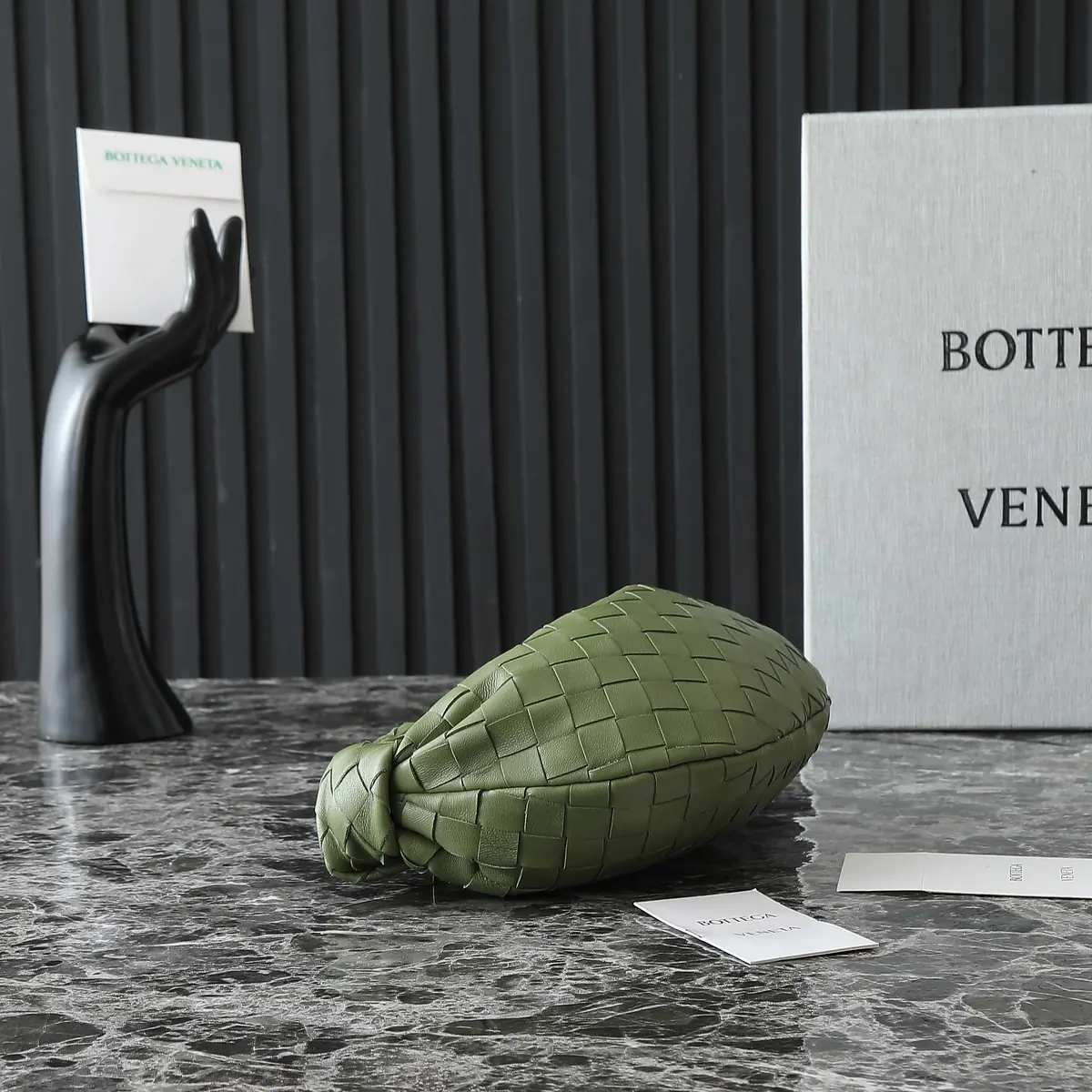 Bottega Veneta Style Red Leather Hobo Bag Lookbook Reference image 3