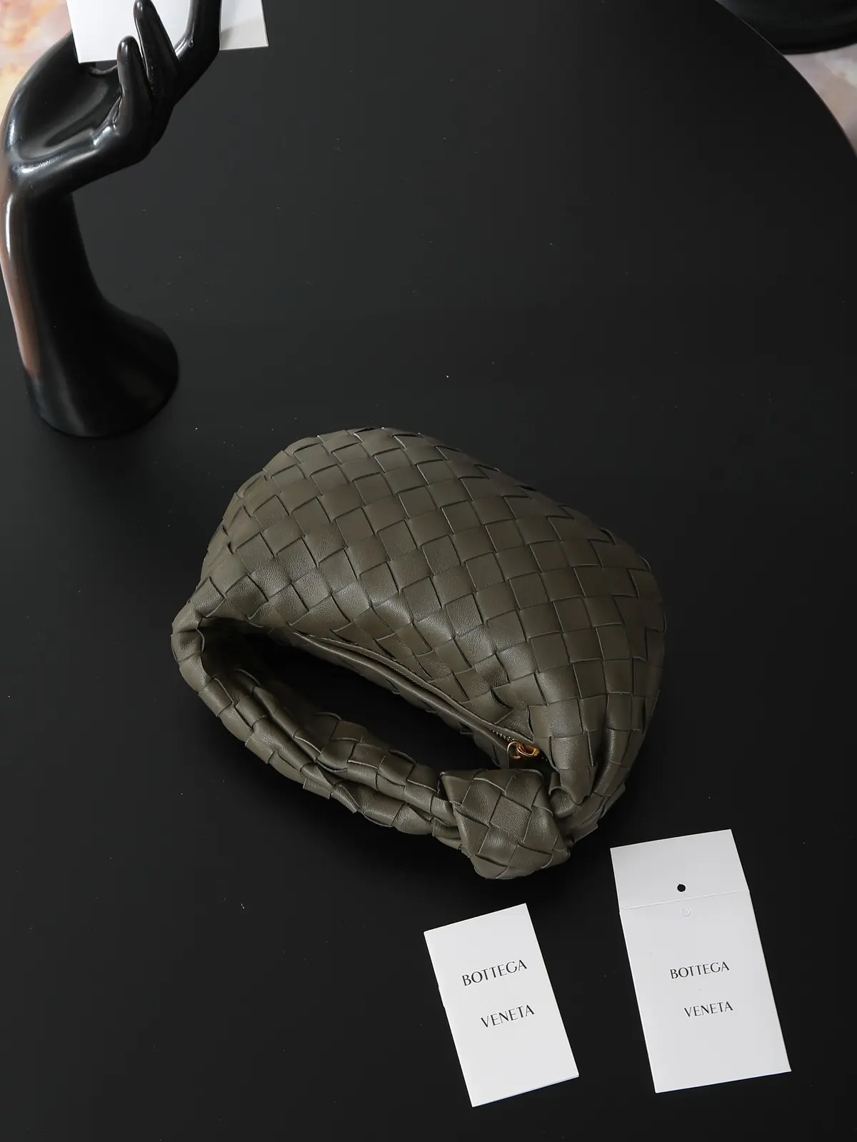 Bottega Veneta Style Red Leather Hobo Bag Lookbook Reference image 6