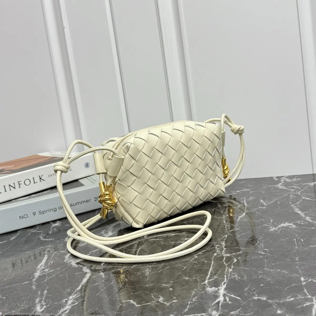 Bottega Veneta Style White Leather Bag Lookbook Reference image 2