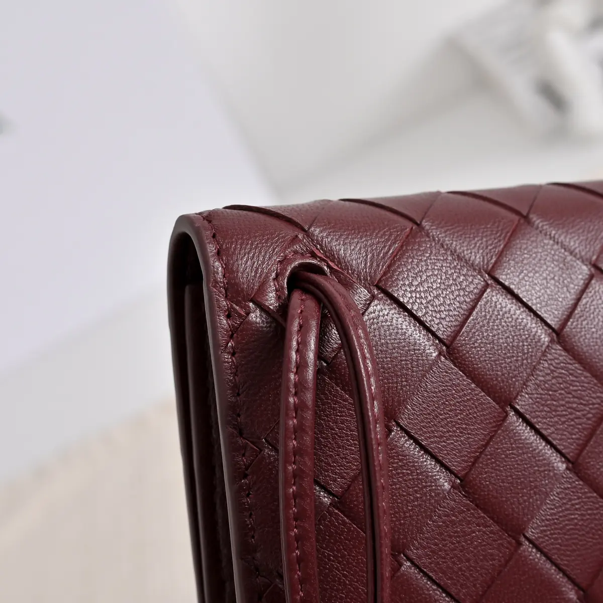 Bottega Veneta Style White Leather Clutch Lookbook Reference image 6