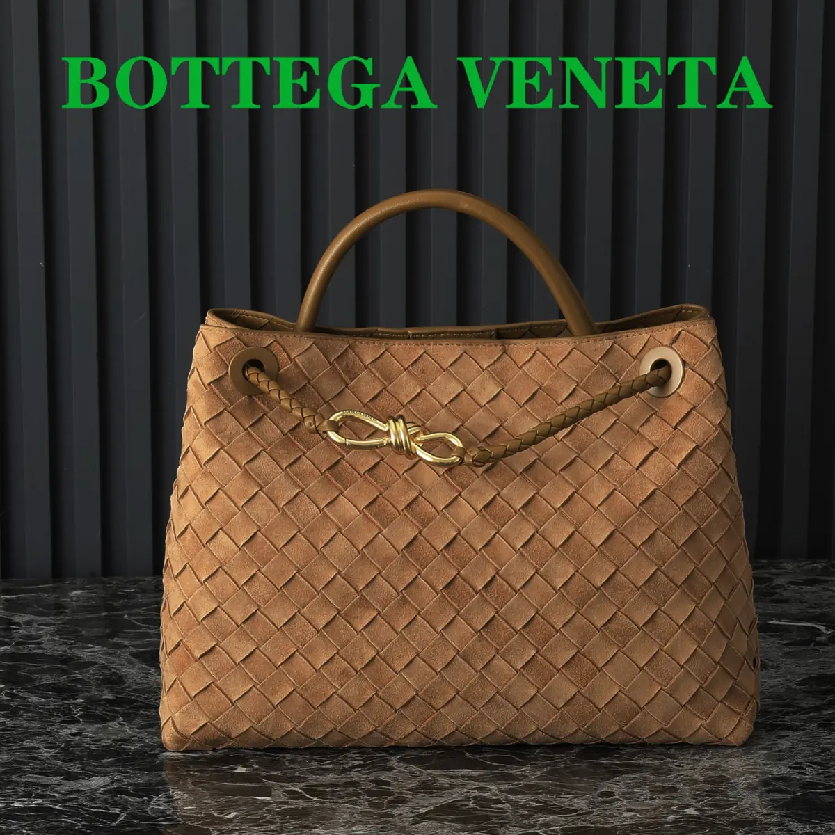 Bottega Veneta Style White Leather Shoulder Bag Lookbook Reference image 1