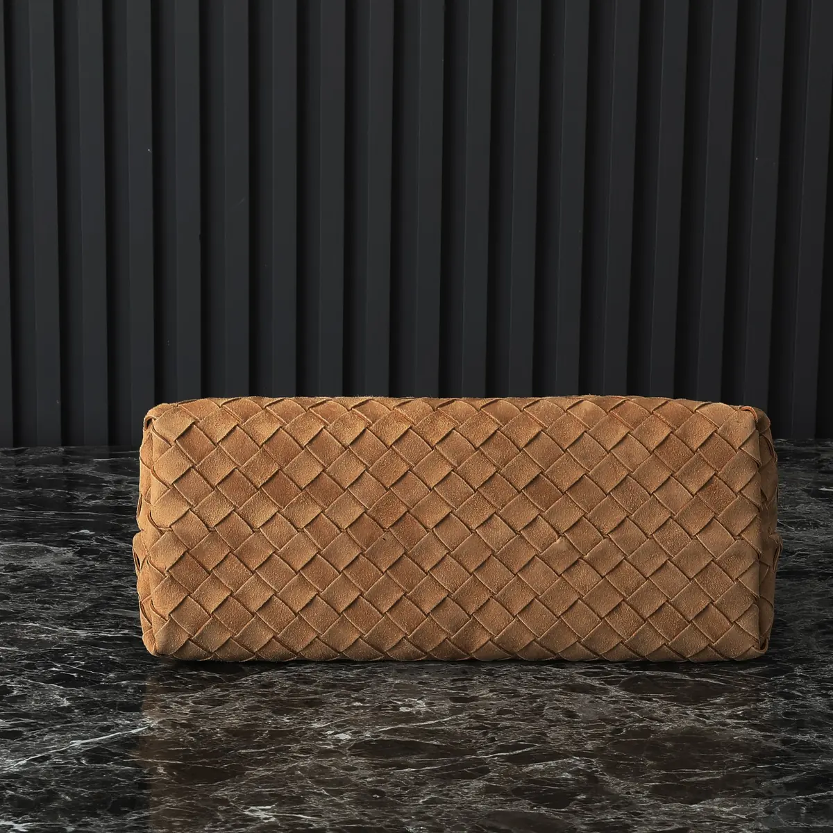 Bottega Veneta Style White Leather Shoulder Bag Lookbook Reference image 4
