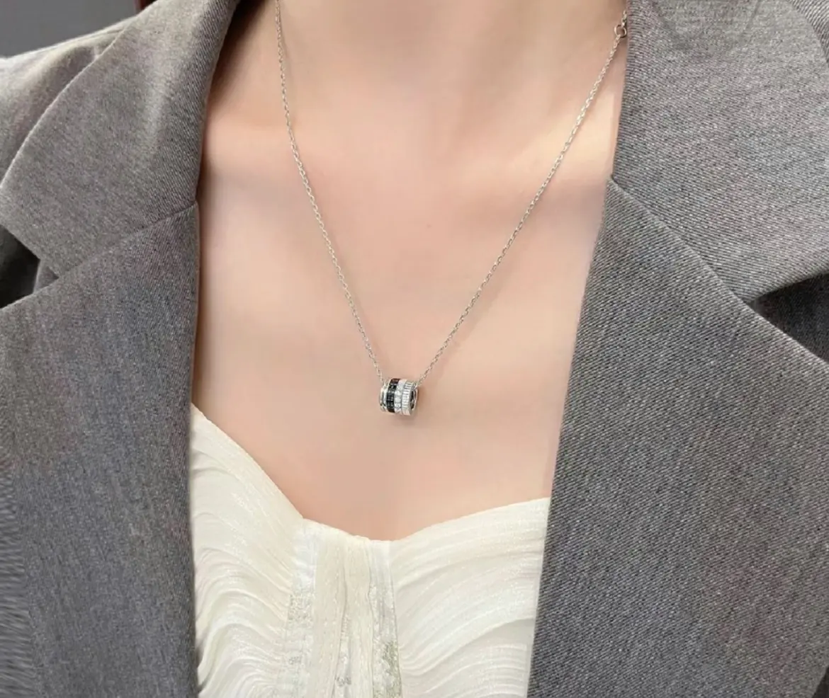Boucheron Style Black Accessories Lookbook Reference image 1