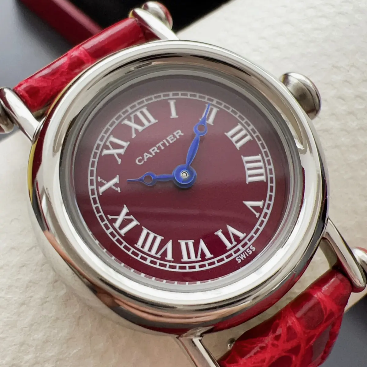 Cartier Style White Leather Watches Lookbook Reference image 4