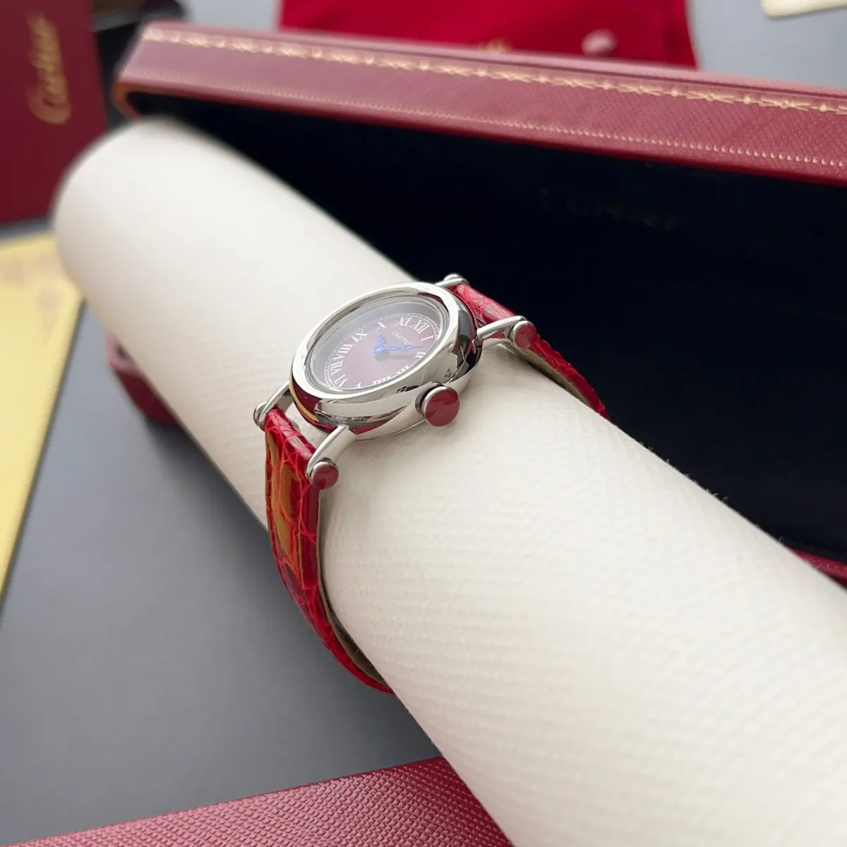 Cartier Style White Leather Watches Lookbook Reference image 6