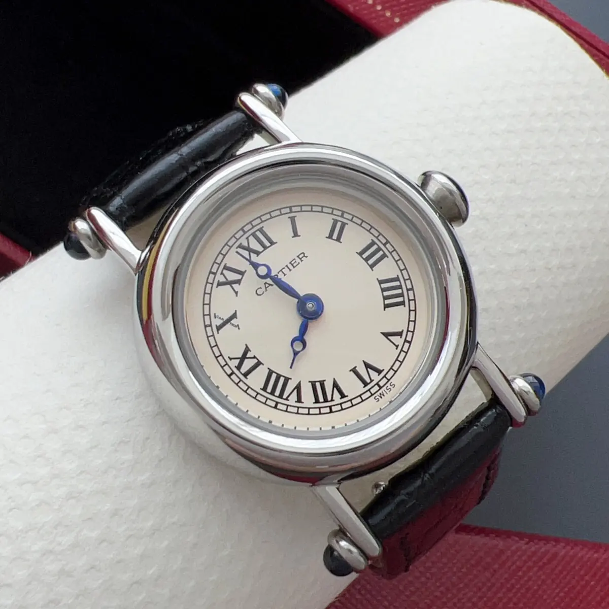 Cartier Style White Leather Watches Lookbook Reference image 4