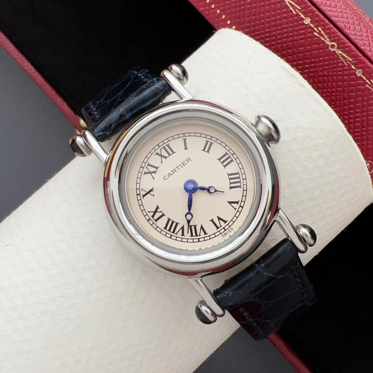 Cartier Style White Leather Watches Lookbook Reference image 4