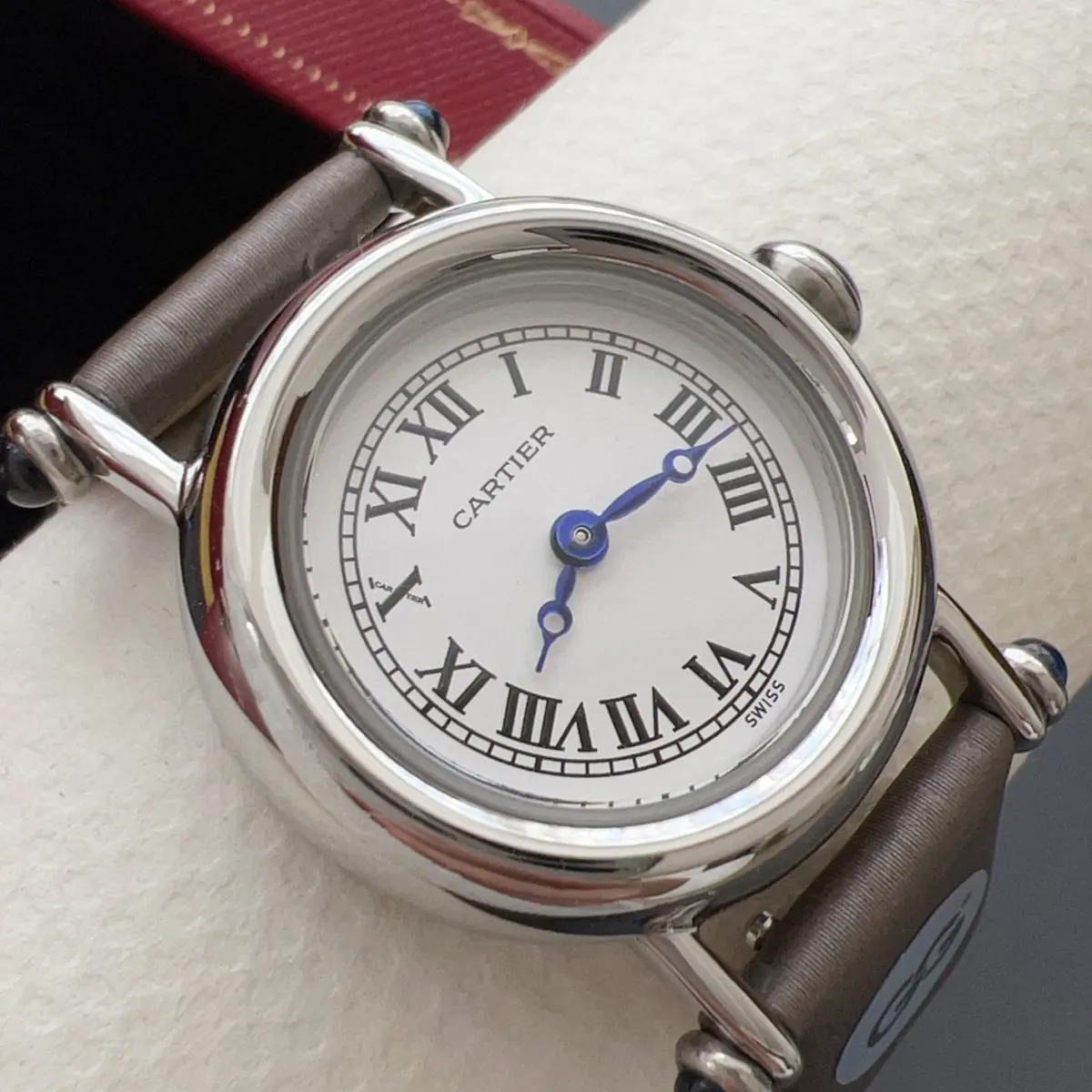 Cartier Style White Leather Watches Lookbook Reference image 4