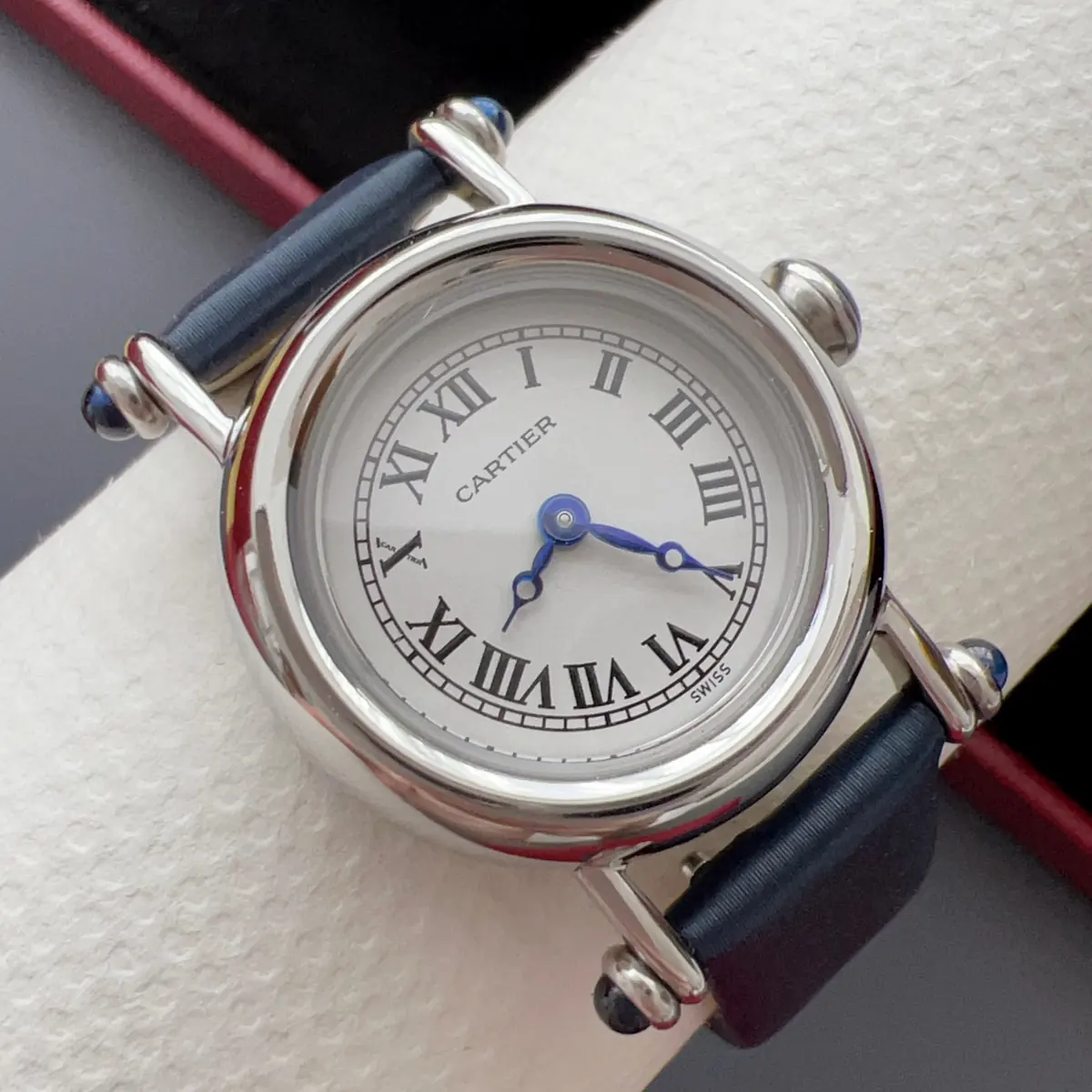 Cartier Style White Leather Watches Lookbook Reference image 4