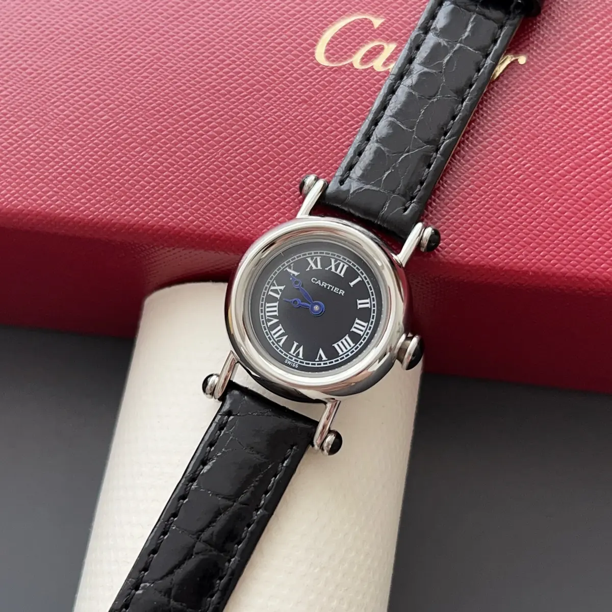 Cartier Style White Leather Watches Lookbook Reference image 2