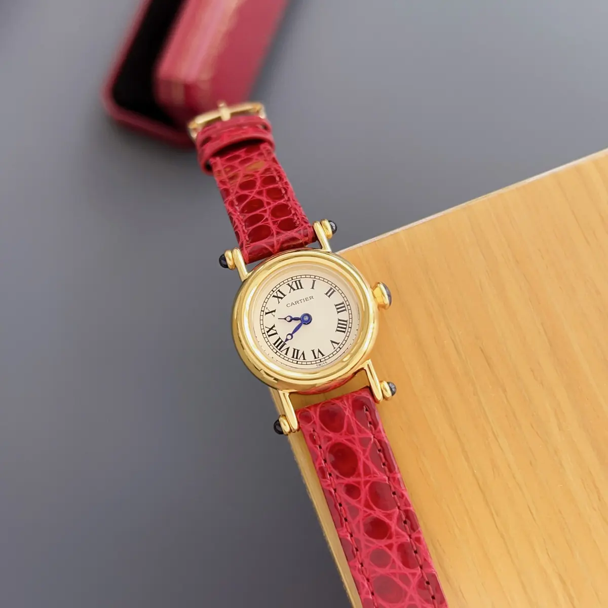 Cartier Style White Leather Watches Lookbook Reference image 2