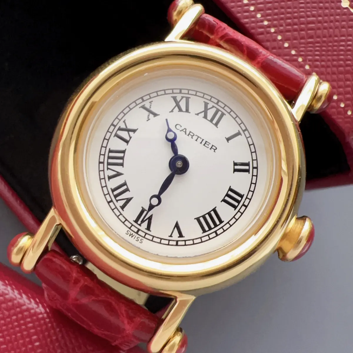 Cartier Style White Leather Watches Lookbook Reference image 4