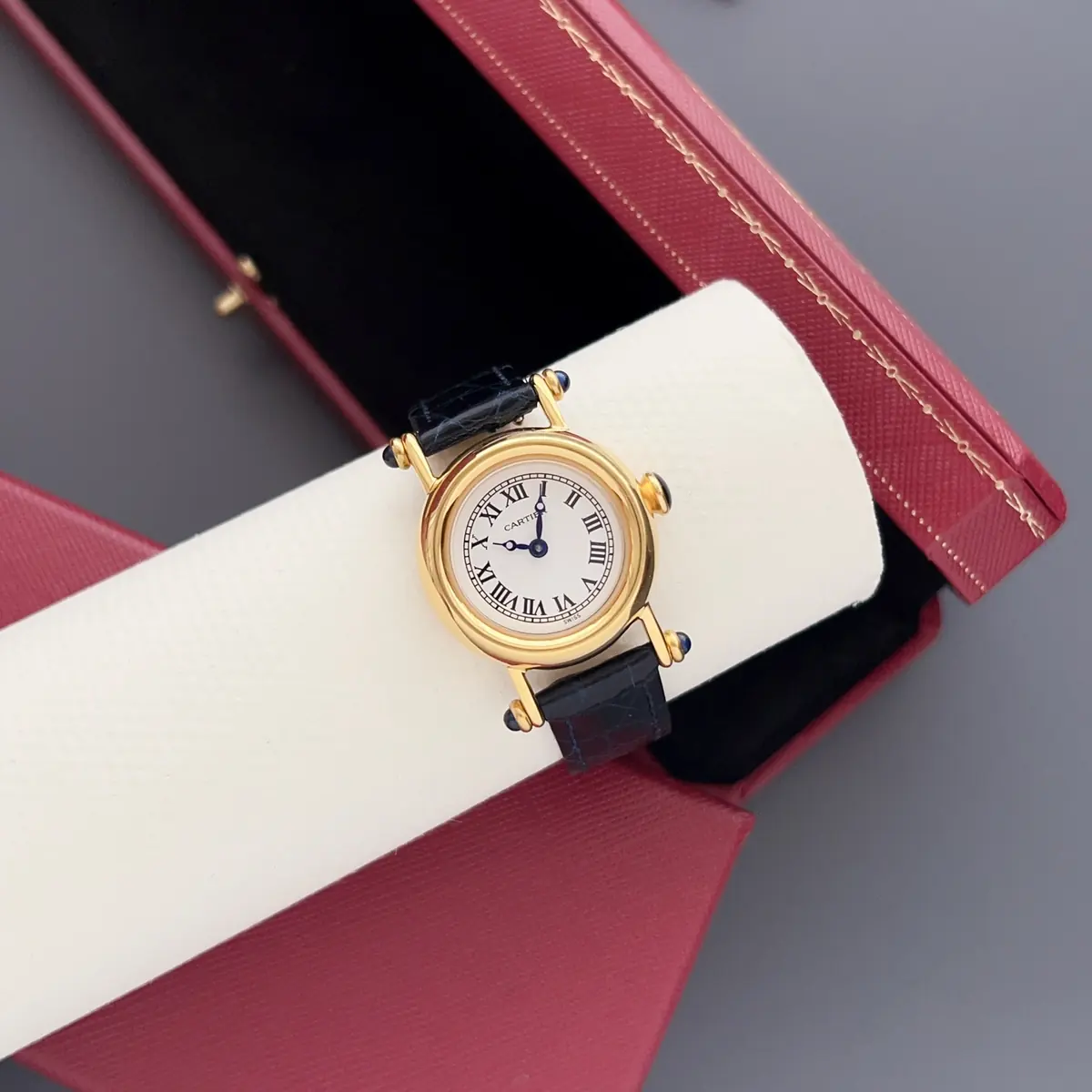 Cartier Style White Leather Watches Lookbook Reference image 3
