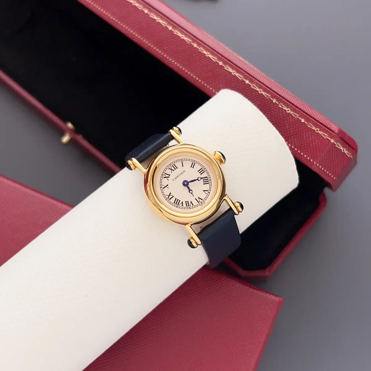Cartier Style White Leather Watches Lookbook Reference image 2