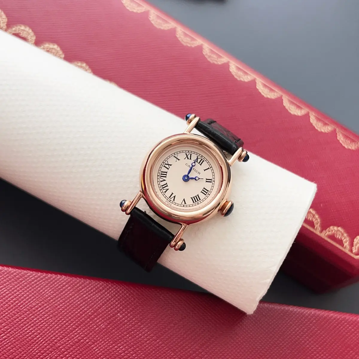 Cartier Style White Leather Watches Lookbook Reference image 3
