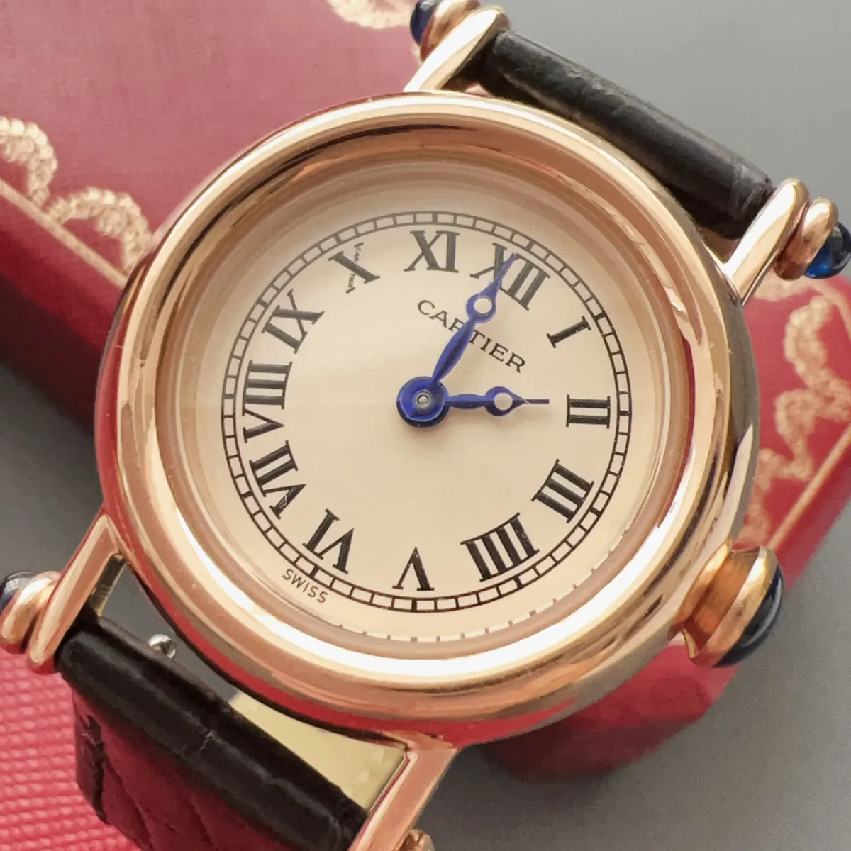 Cartier Style White Leather Watches Lookbook Reference image 4